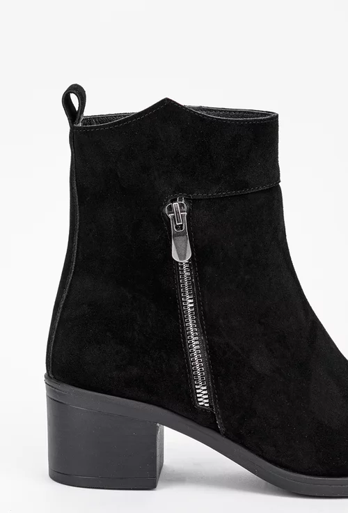 Botine dama negre din piele intoarsa cu fermoar decorativ