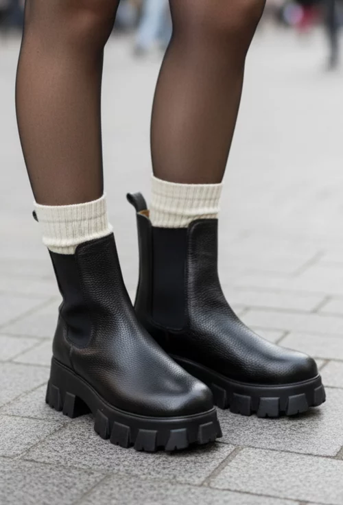 Botine dama negre din piele texturata cu elastic