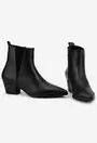 Botine negre din piele cu varful ascutit