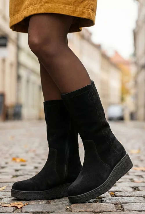 Cizme dama scurte din piele intoarsa neagra