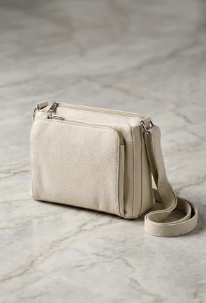 Geanta dama bej deschis confectionata din piele texturata