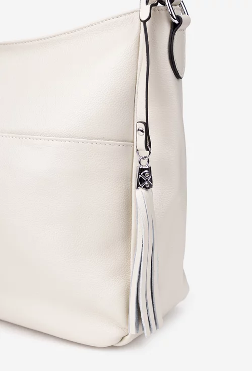 Geanta dama bej deschis din piele naturala cu ornament ciucure