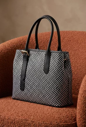 Geanta dama din piele cu imprimeu alb negru si doua compartimente