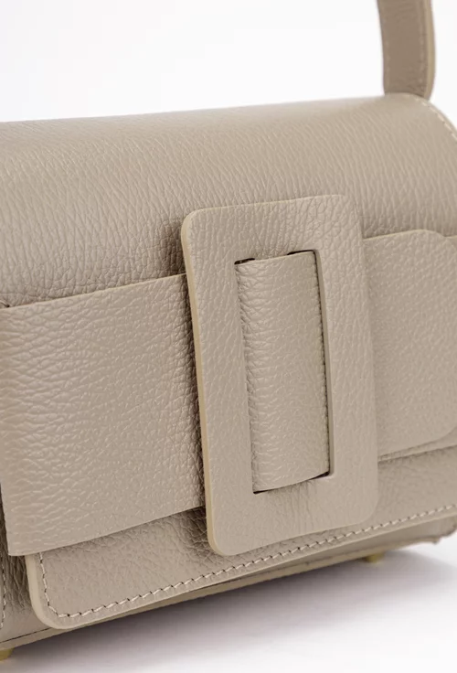 Geanta dama din piele texturata taupe cu ornament