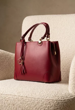 Geanta dama grena din piele naturala cu detaliu ciucure