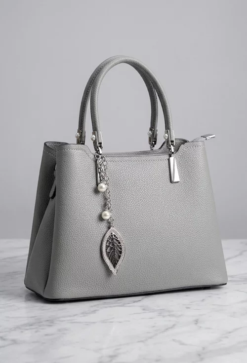 Geanta dama gri din piele texturata cu ornament detasabil