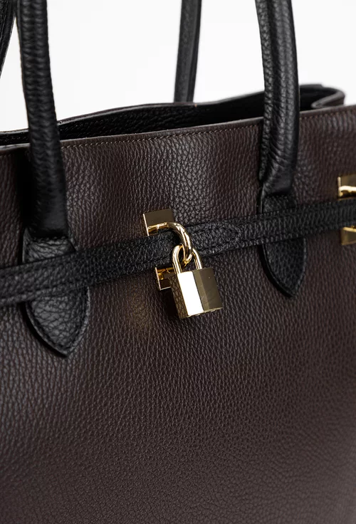 Geanta dama maro cu negru din piele texturata cu ornament