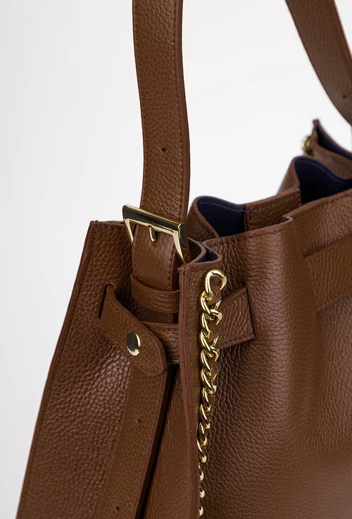 Geanta dama maro din piele texturata cu ornament lant