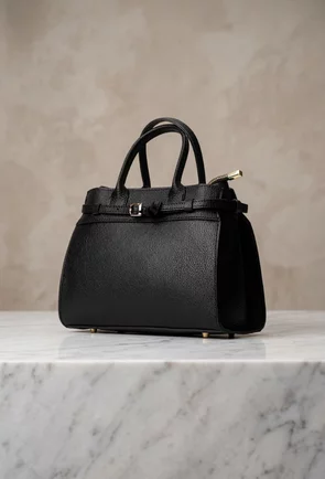 Geanta dama neagra confectionata din piele texturata