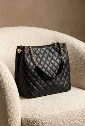 Geanta dama neagra din piele cu aspect matlasat