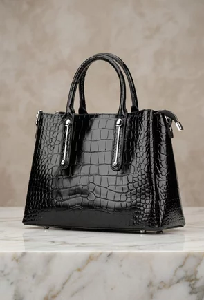 Geanta dama neagra din piele model croco