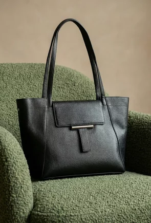 Geanta dama neagra din piele texturata