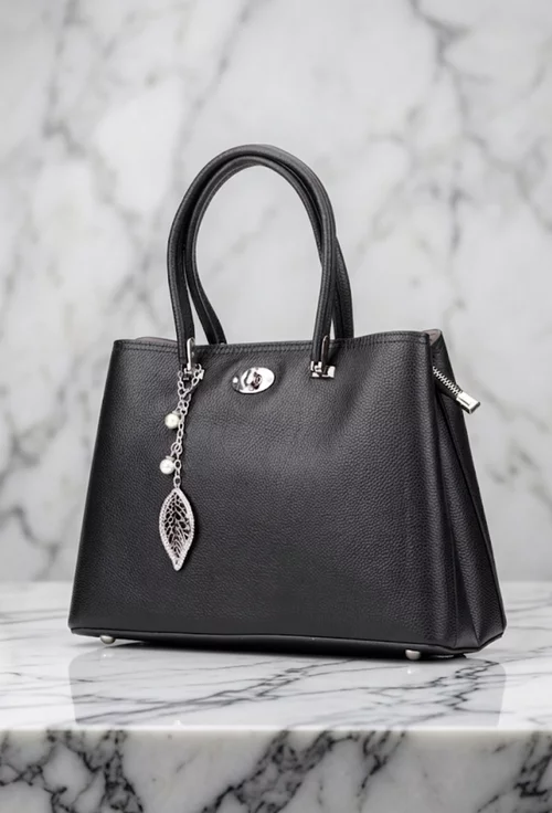 Geanta dama neagra din piele texturata cu ornament