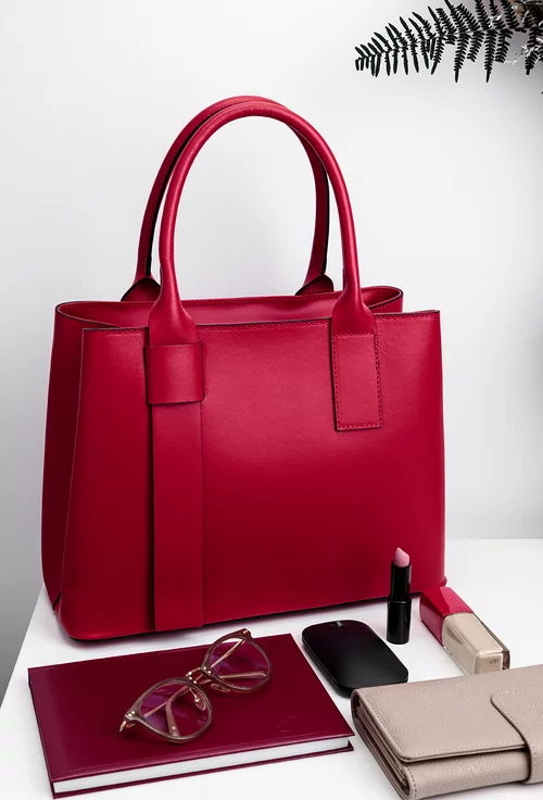 Geanta dama rosie realizata din piele naturala