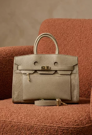 Geanta dama taupe din piele texturata si intoarsa