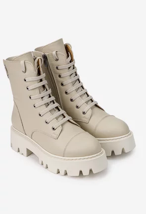 Ghete dama bej din piele cu detaliu elastic