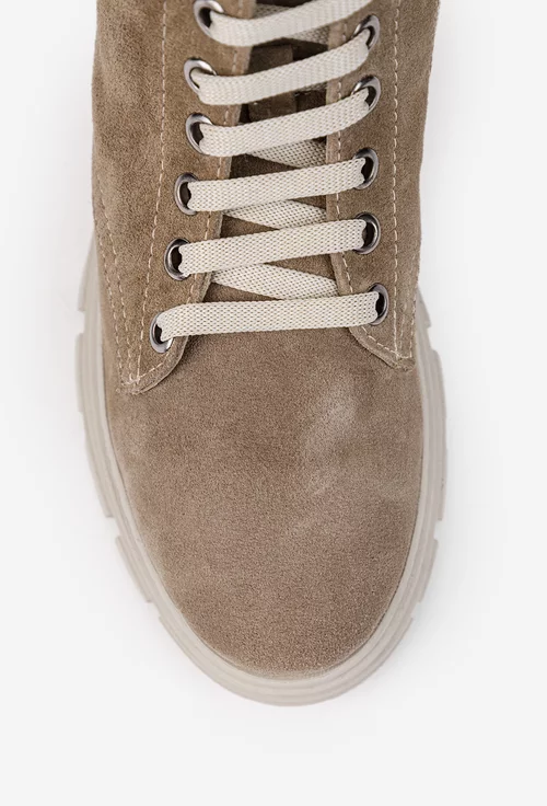 Ghete dama bej din piele intoarsa