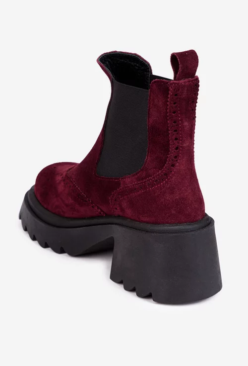 Ghete dama burgundy din piele intoarsa cu aspect perforat