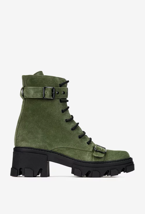 Ghete dama din piele intoarsa verde accesorizate