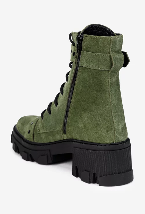Ghete dama din piele intoarsa verde accesorizate