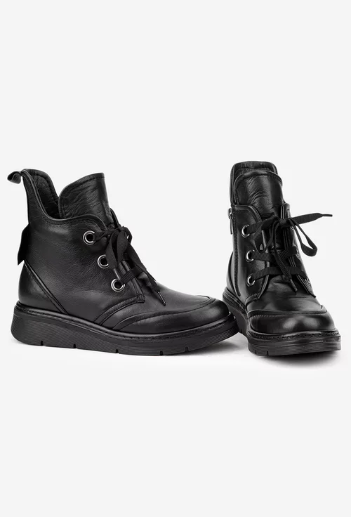 Ghete dama din piele naturala neagra