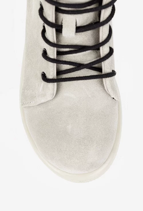 Ghete dama grej realizate din piele intoarsa