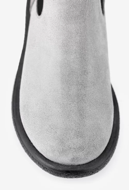 Ghete dama gri din piele intoarsa cu elastic in laterale