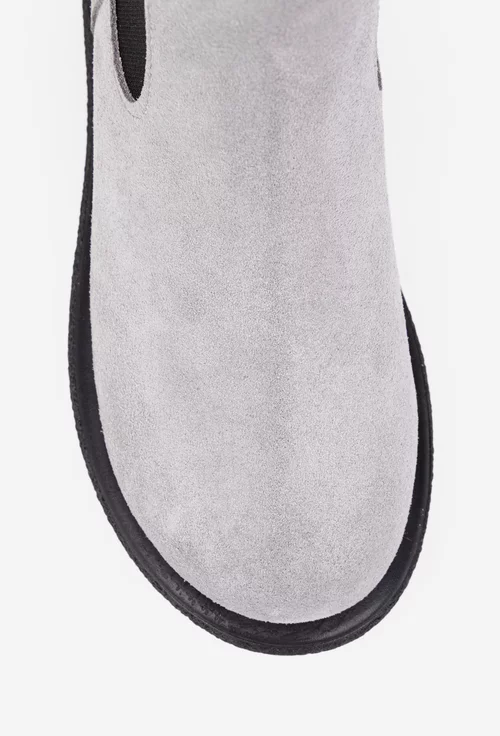 Ghete dama gri din piele intoarsa cu elastic in laterale