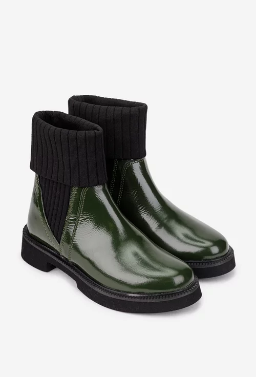 Ghete dama kaki din piele lacuita si material textil