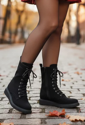 Ghete dama negre din piele intoarsa