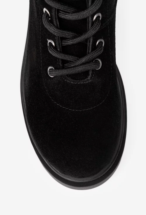 Ghete dama negre din piele intoarsa