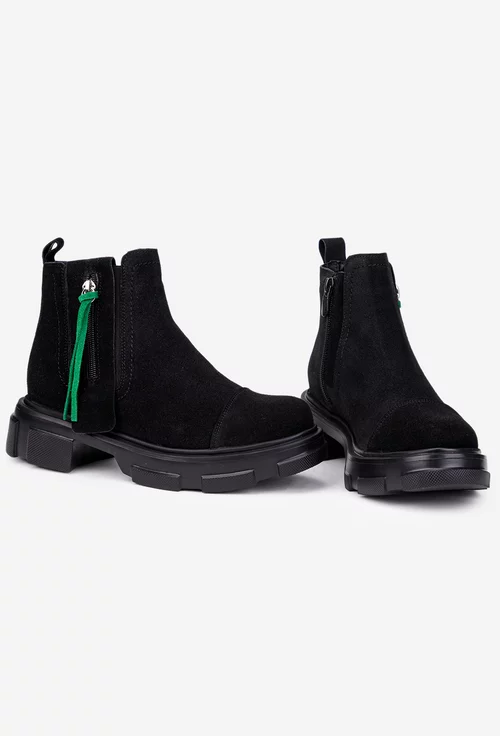 Ghete dama negre din piele intoarsa