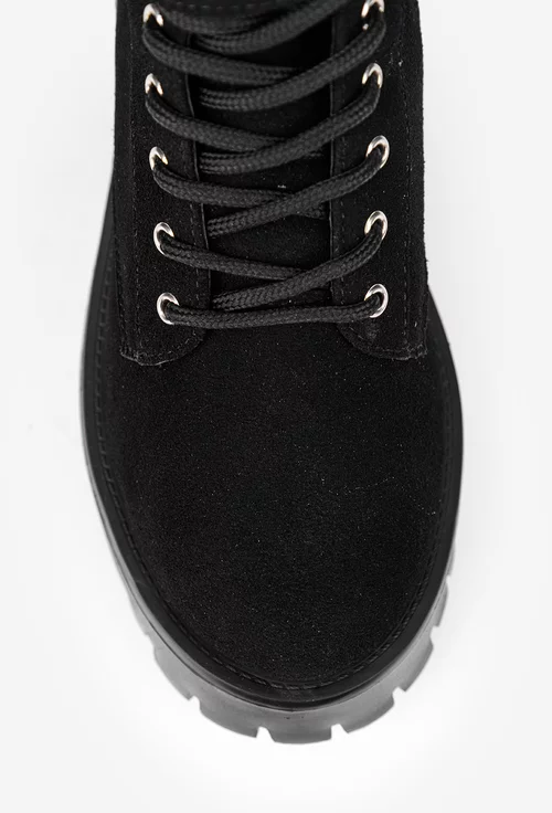 Ghete dama negre din piele intoarsa