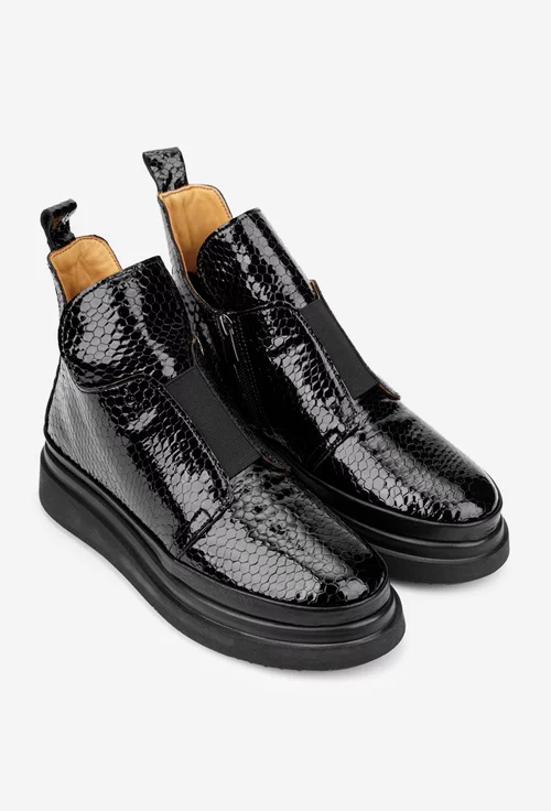 Ghete dama negre din piele lacuita cu model