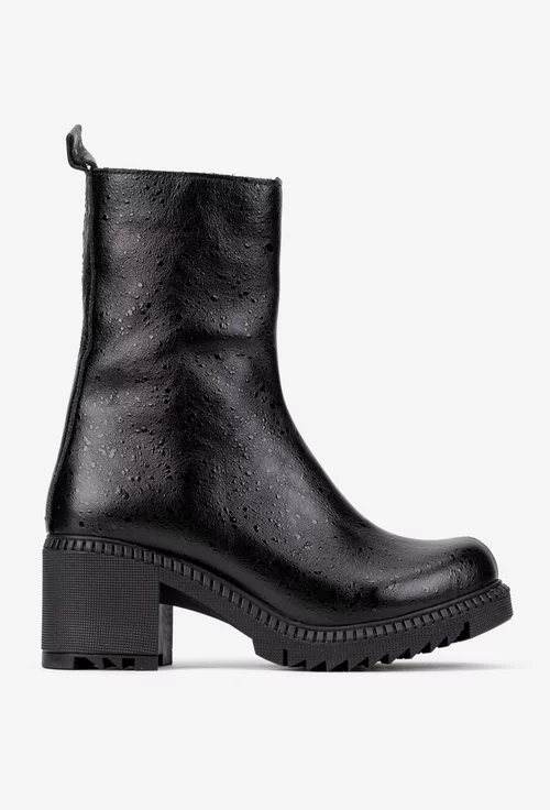 Ghete dama negre din piele naturala cu model