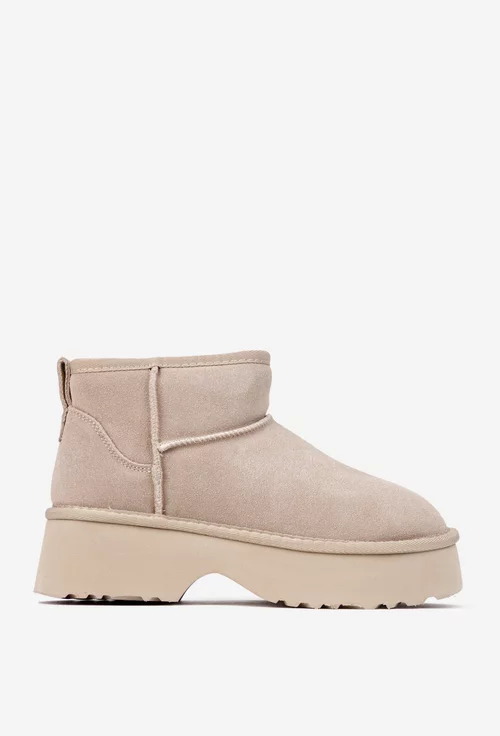 Ghete dama NUR din piele intoarsa bej imblanite