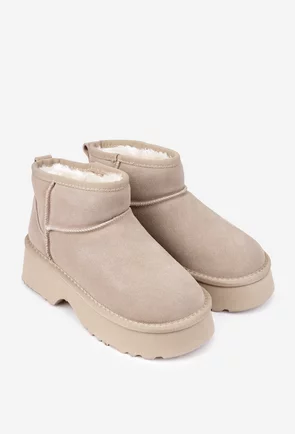 Ghete dama NUR din piele intoarsa bej imblanite