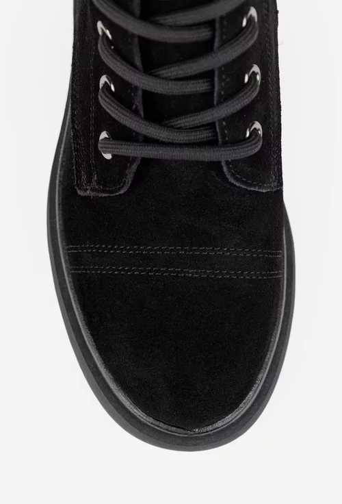 Ghete dama NUR din piele intoarsa neagra