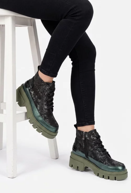 Ghete dama NUR din piele verde sidefata