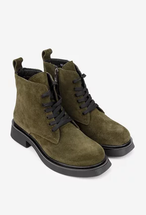 Ghete dama NUR kaki din piele intoarsa