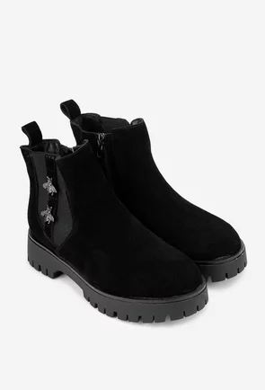 Ghete dama NUR negre din piele intoarsa cu ornament