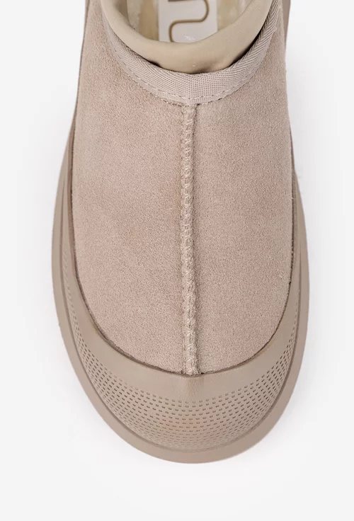 Ghete dama NUR scurte din piele intoarsa bej cu elastic