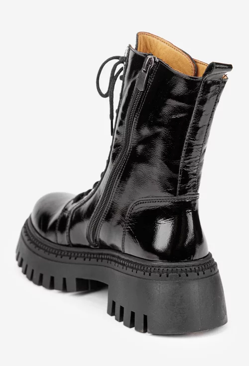 Ghete dama realizate din piele lacuita neagra