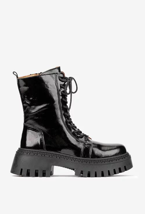 Ghete dama realizate din piele lacuita neagra