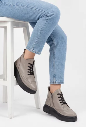 Ghete dama taupe din piele cu siret si fermoar