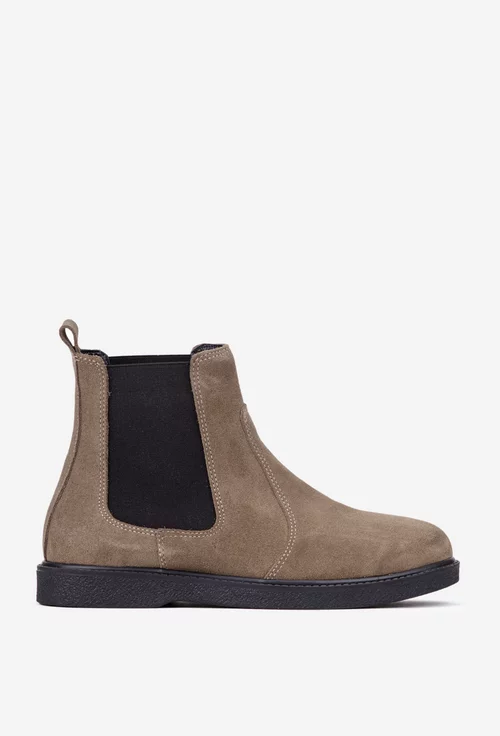 Ghete dama taupe din piele intoarsa prevazute cu elastic in laterale