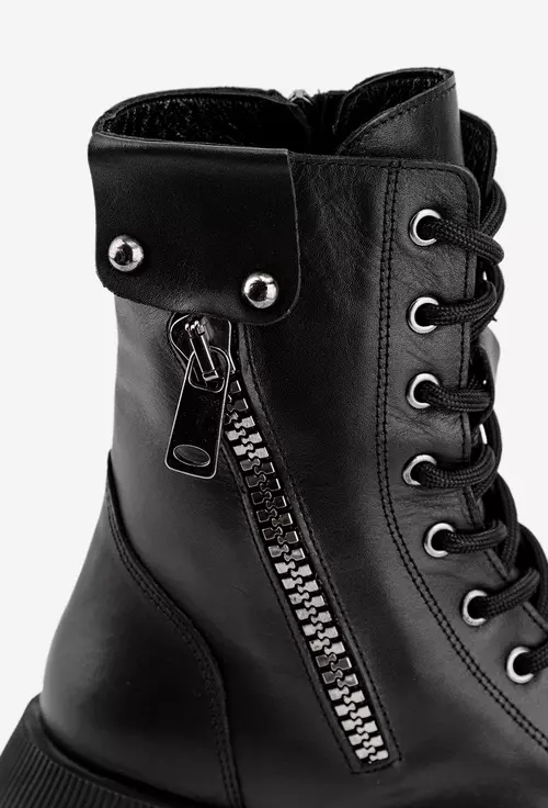 Ghete negre din piele cu fermoar decorativ
