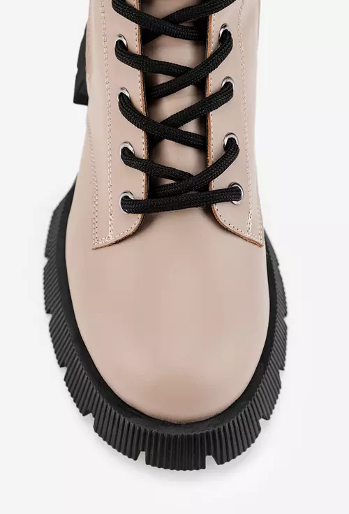 Ghete taupe din piele cu fermoar decorativ