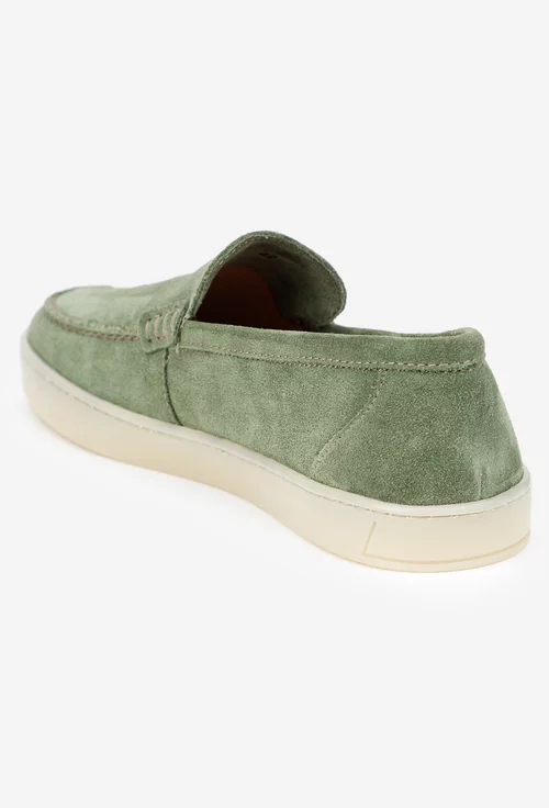 Mocasini barbati kaki din piele intoarsa