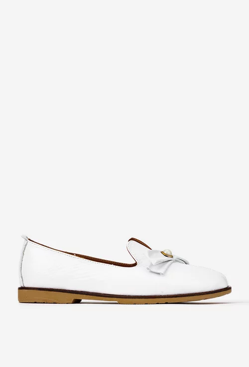 Mocasini dama albi din piele naturala cu ornament